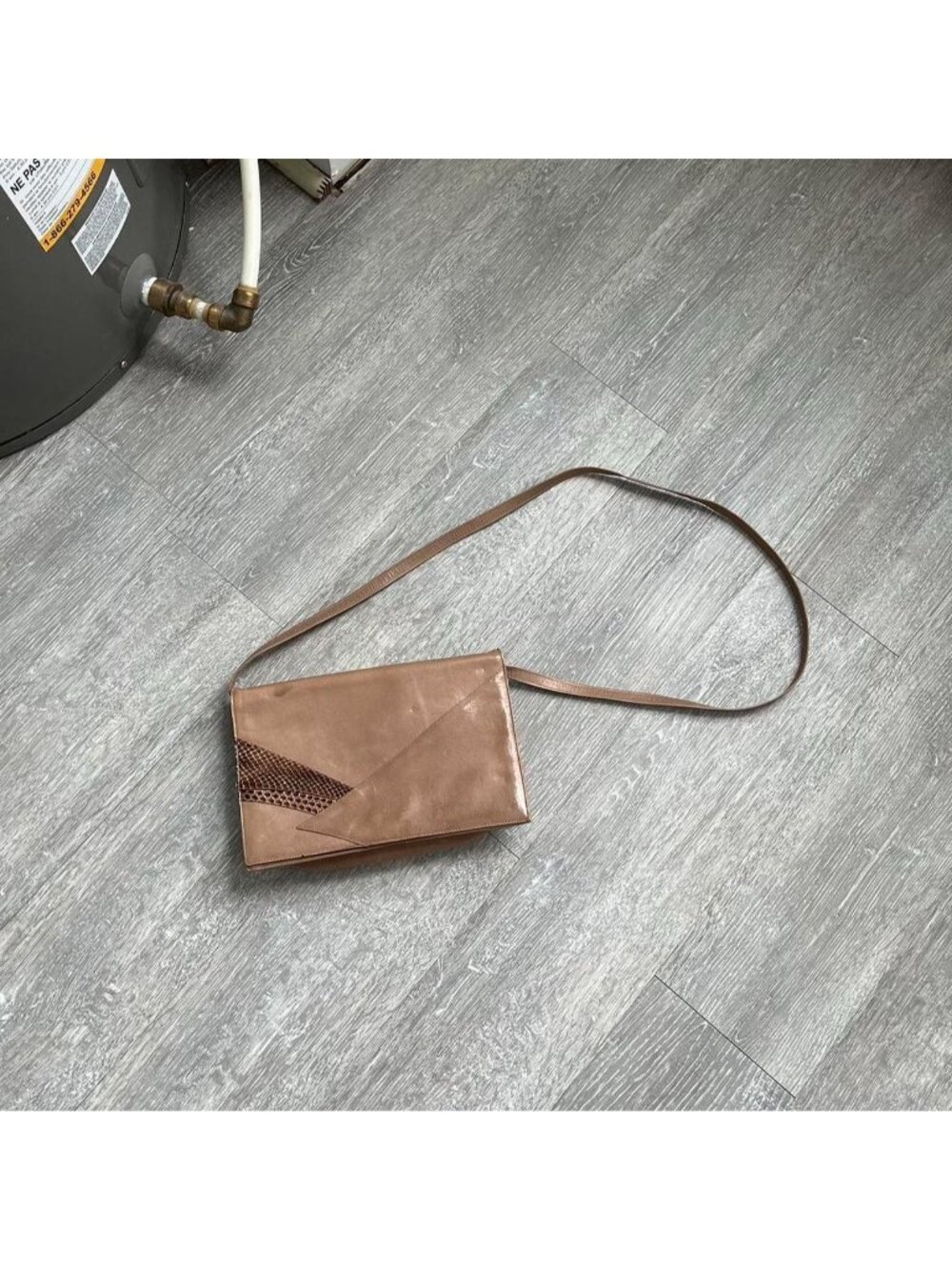 Brown / Tan Vintage Faux Leather Crossbody / Shoulder Bag / Purse